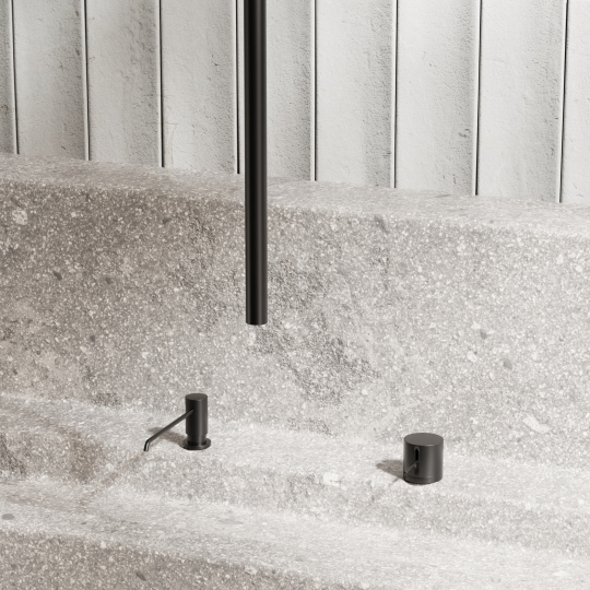 Embedded top outlet group