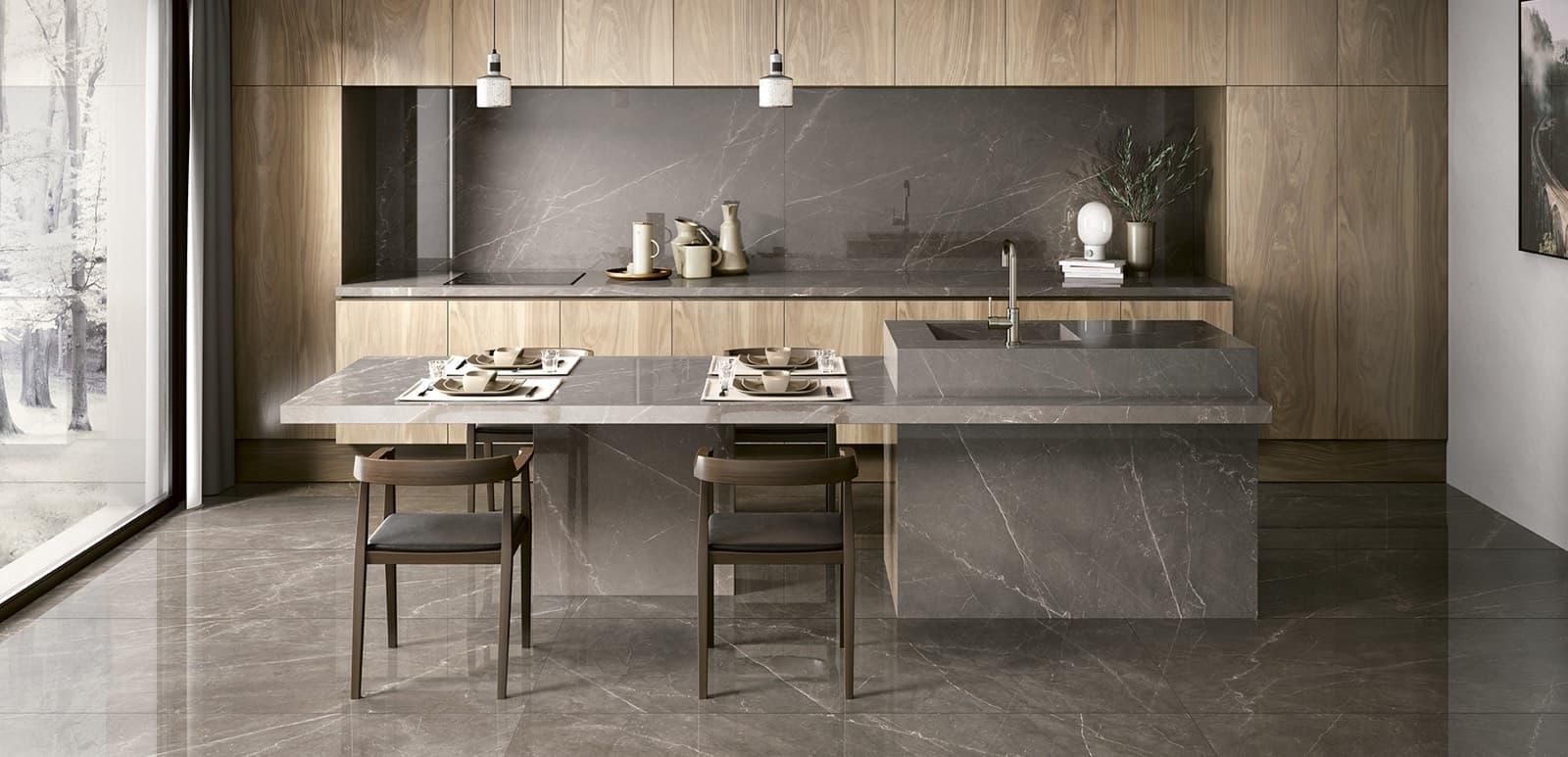 BRONZE AMANI POLISHED