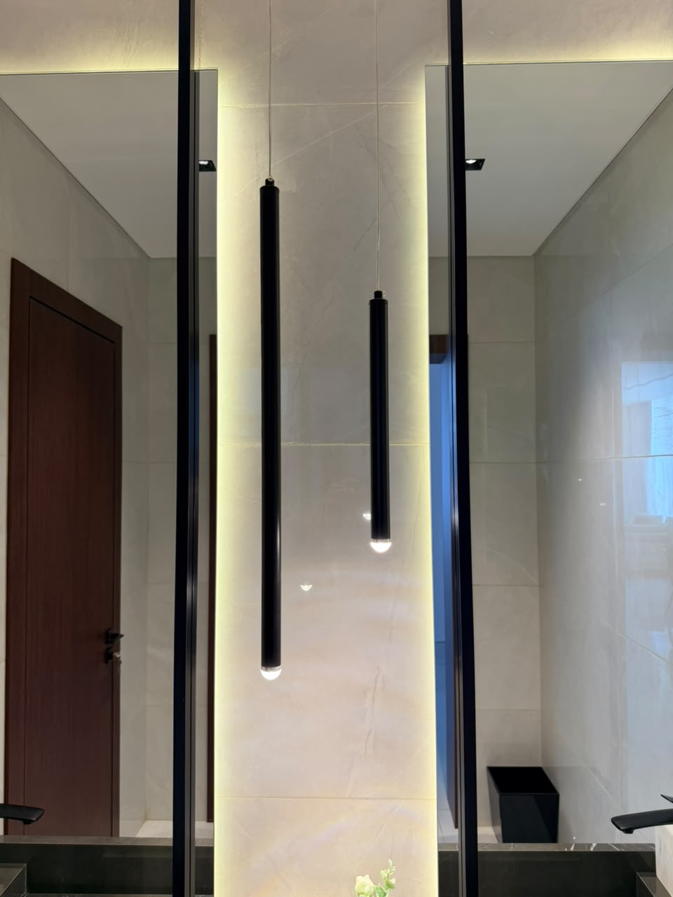Living Room Bathroom View 8