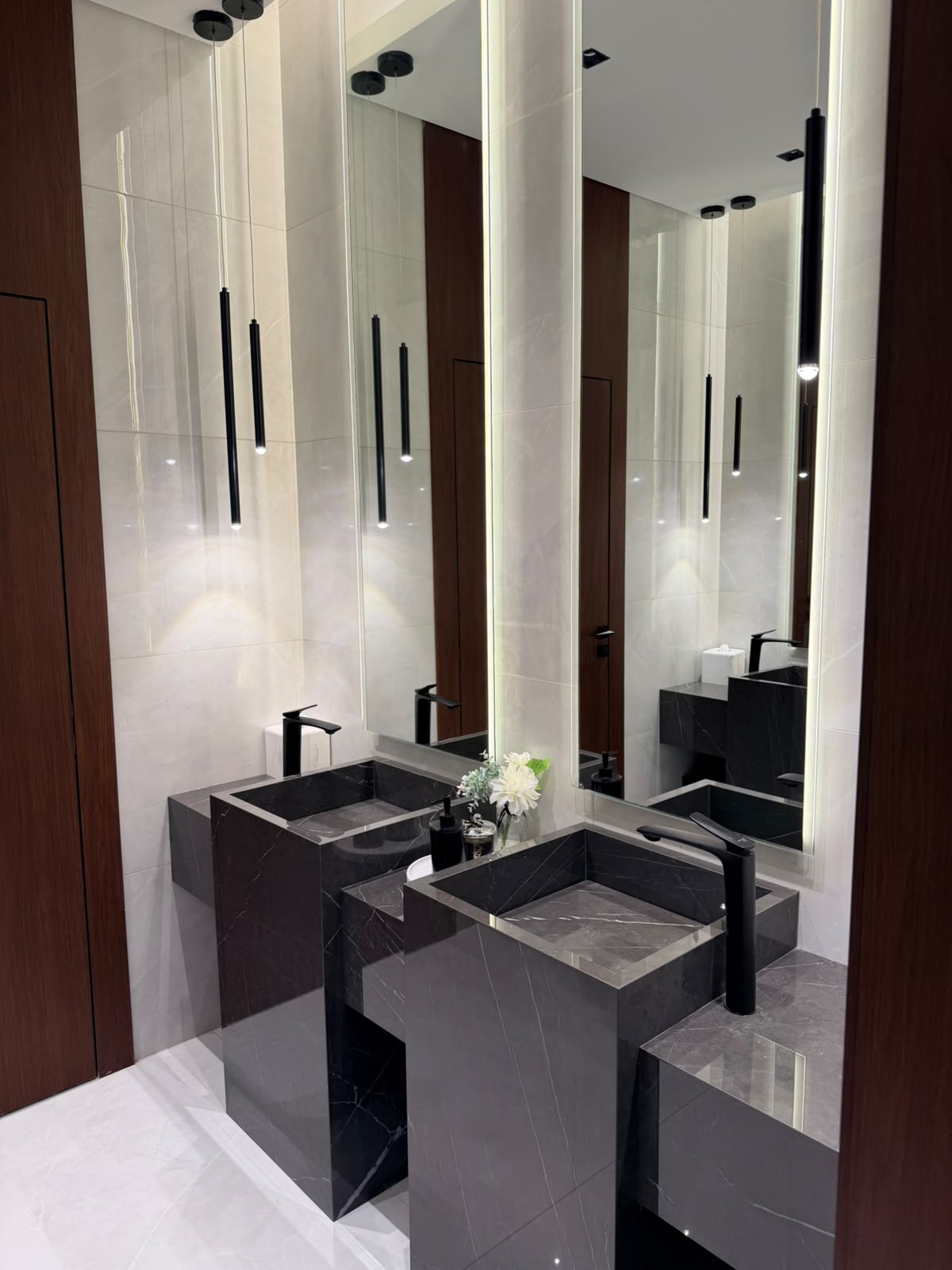 Majlis Bathroom View 6