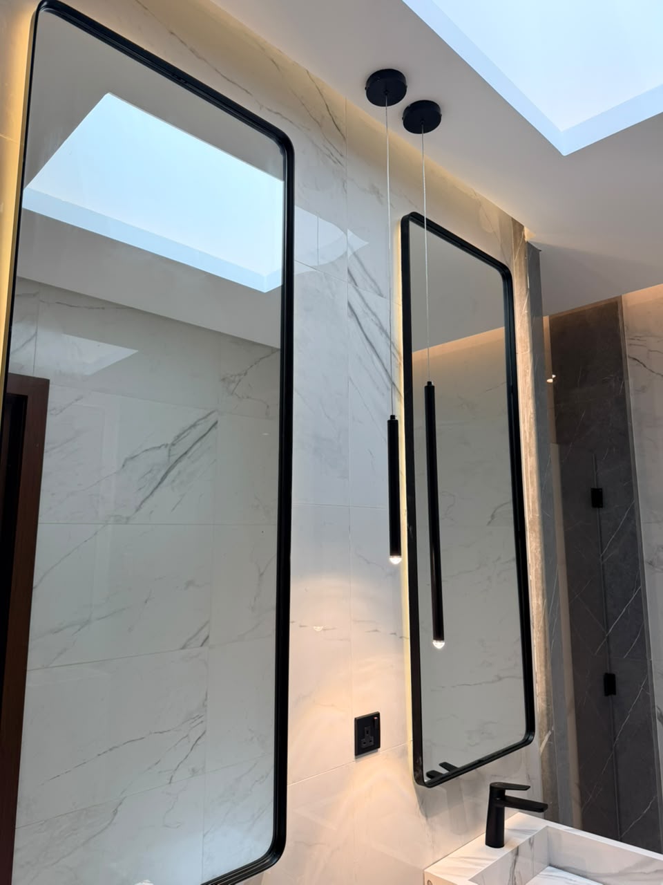 Master Room Bathroom View 10